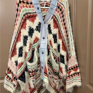 Free People “Running Wild” Poncho Sweater XS/S